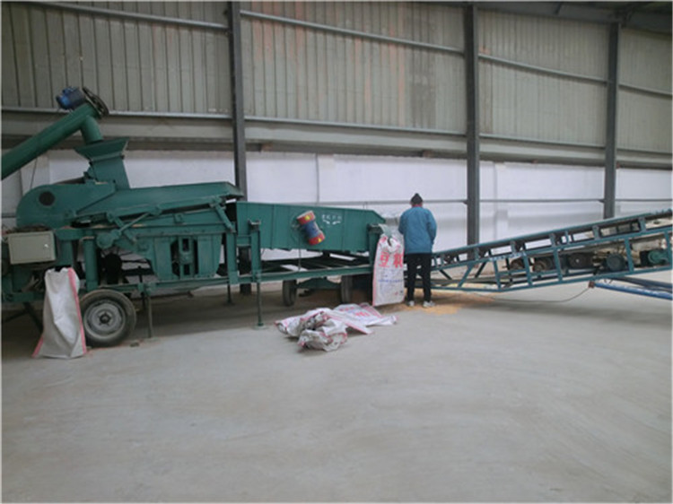 新型紅豆篩分機(jī)